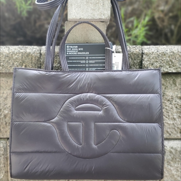 Moose Knuckles x Telfar Puffer Bag Medium - Picture 1 of 7